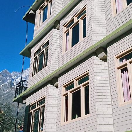 Mahima Hotel Sāngla Buitenkant foto