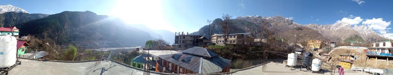 Mahima Hotel Sāngla Buitenkant foto